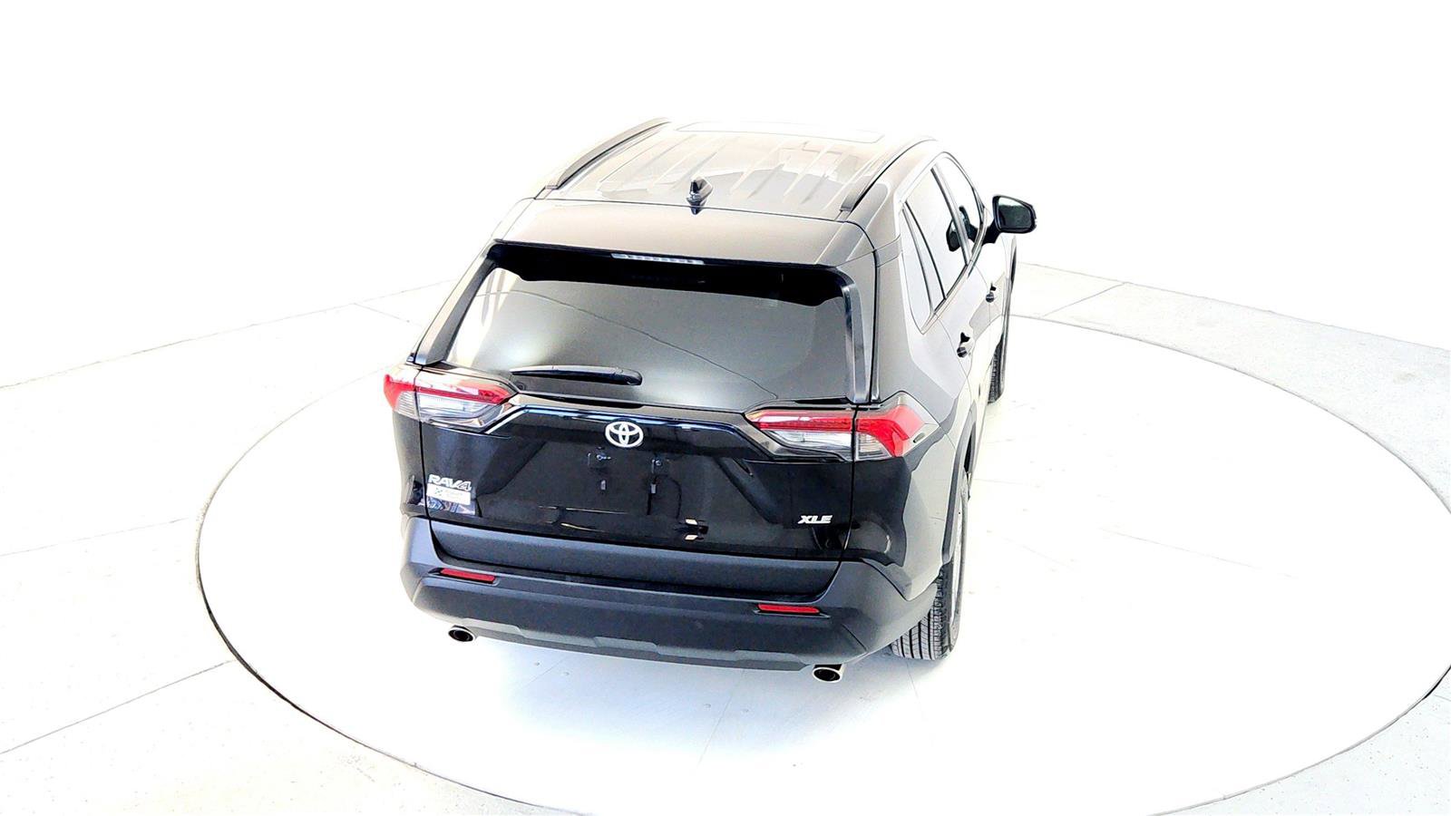 Certified 2023 Toyota RAV4 XLE image 17