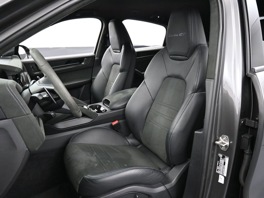 Certified 2024 Porsche Cayenne Turbo GT AWD/4WD image 5