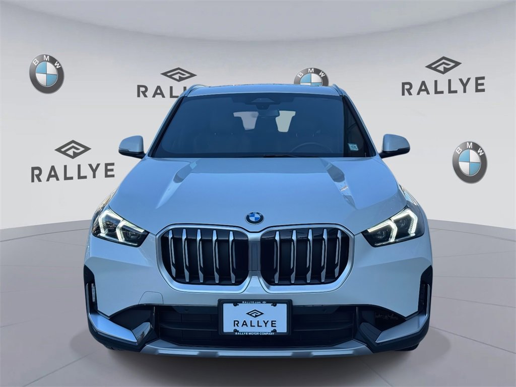 Certified 2025 BMW X1 xDrive28i w/ Convenience Package image 2