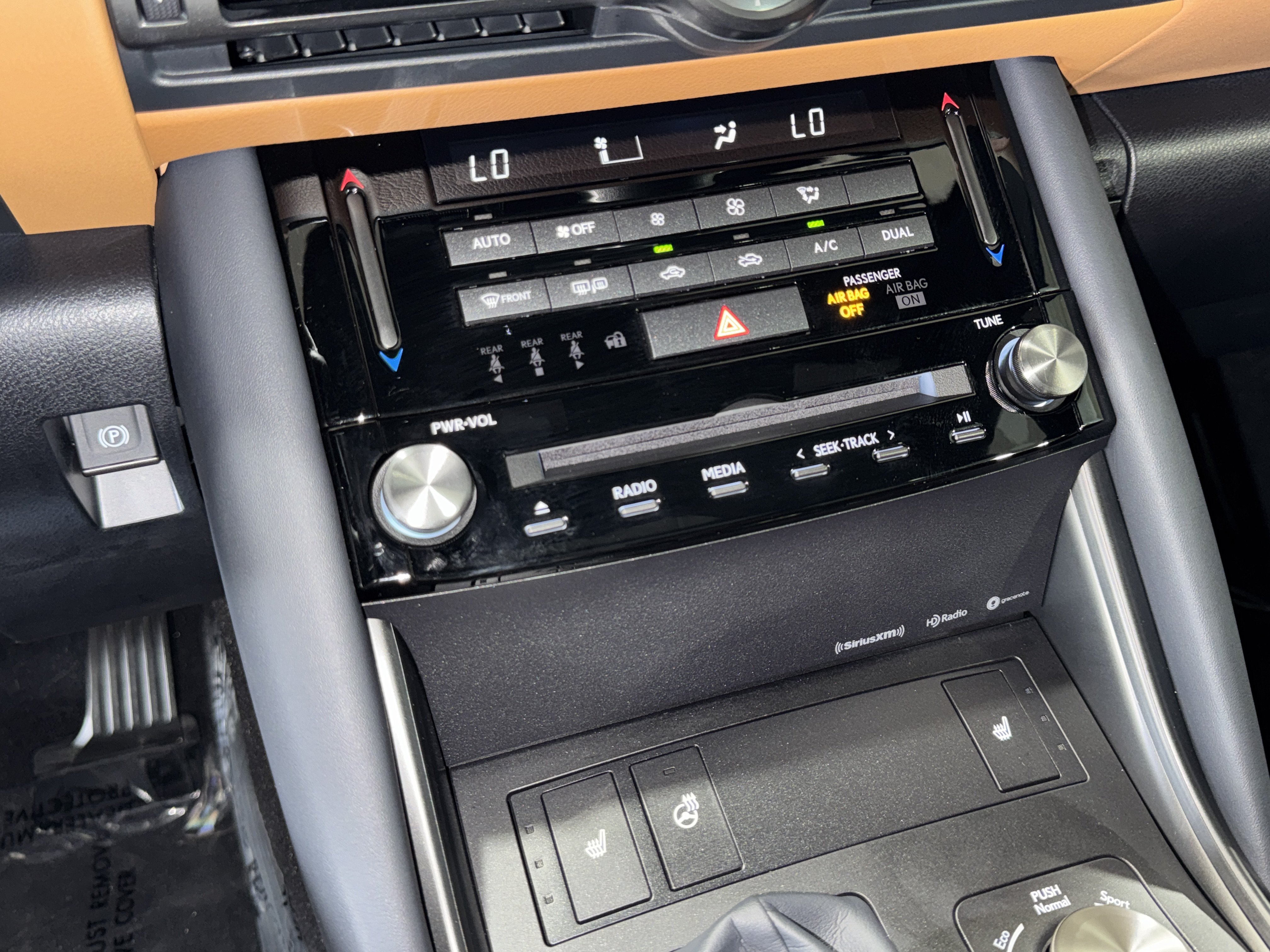 Used 2025 Lexus IS 350 F Sport RWD image 27