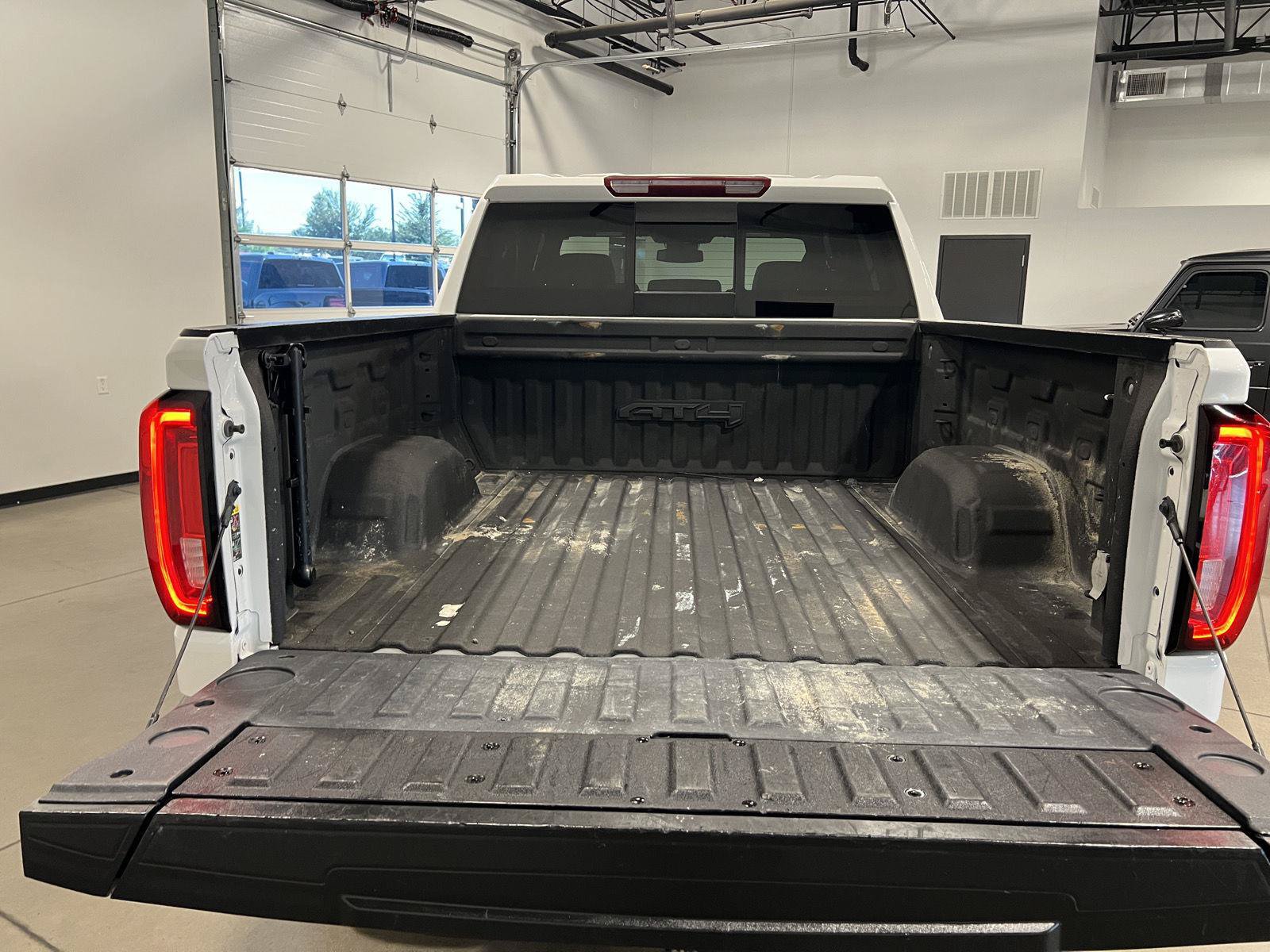 Used 2023 GMC Sierra 1500 AT4 w/ AT4 Preferred Package AWD/4WD image 41