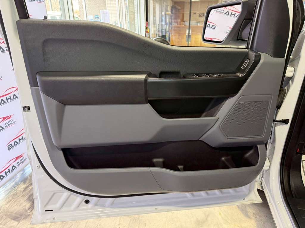 Used 2022 Ford F150 Lightning Pro image 37