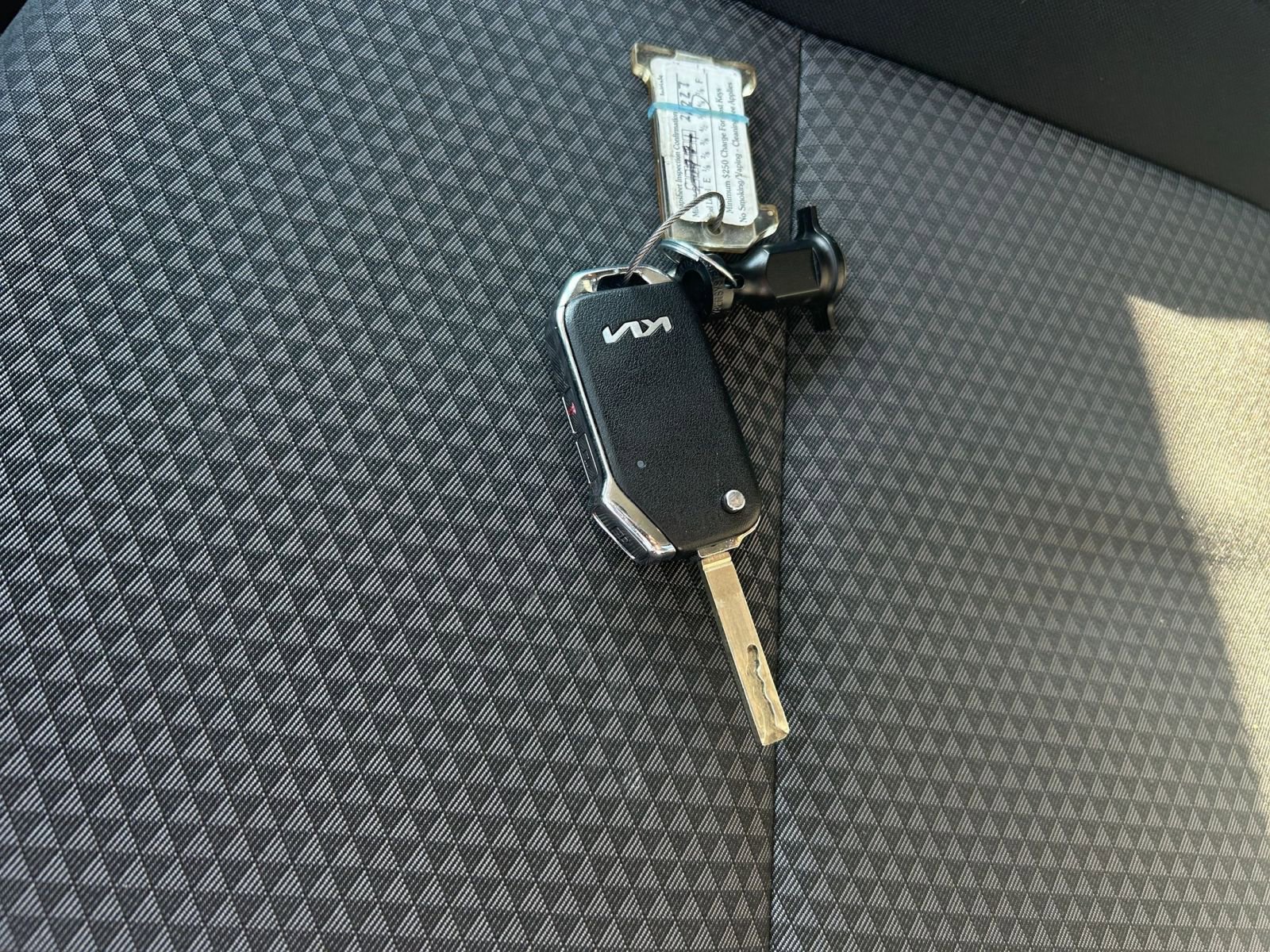 Used 2025 Kia Soul LX w/ LX Technology Package image 18