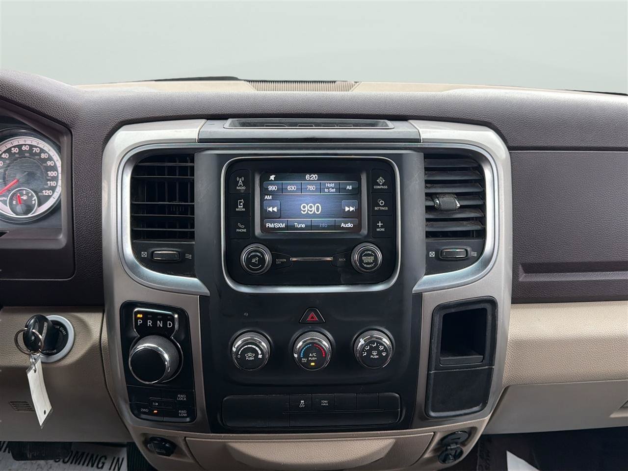 Used 2014 RAM 1500 Classic SLT AWD/4WD image 18