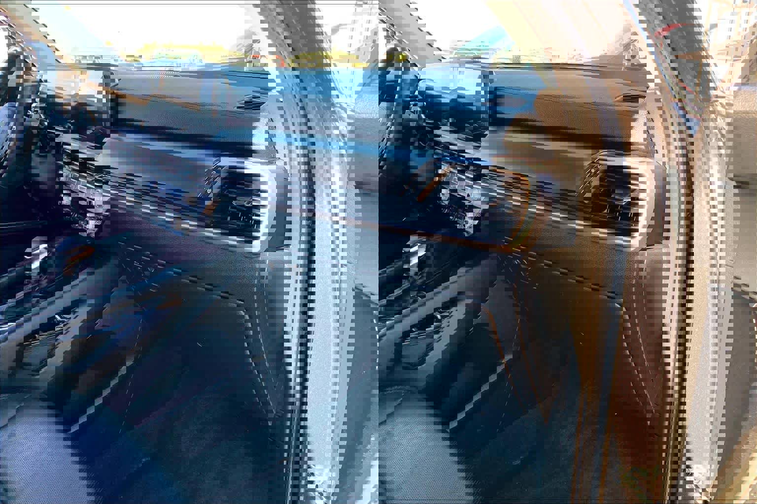 Used 2023 Kia Telluride LX image 35