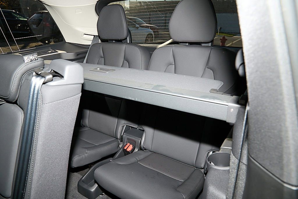 New 2026 Volvo XC90 B6 Plus w/ Protection Package image 21