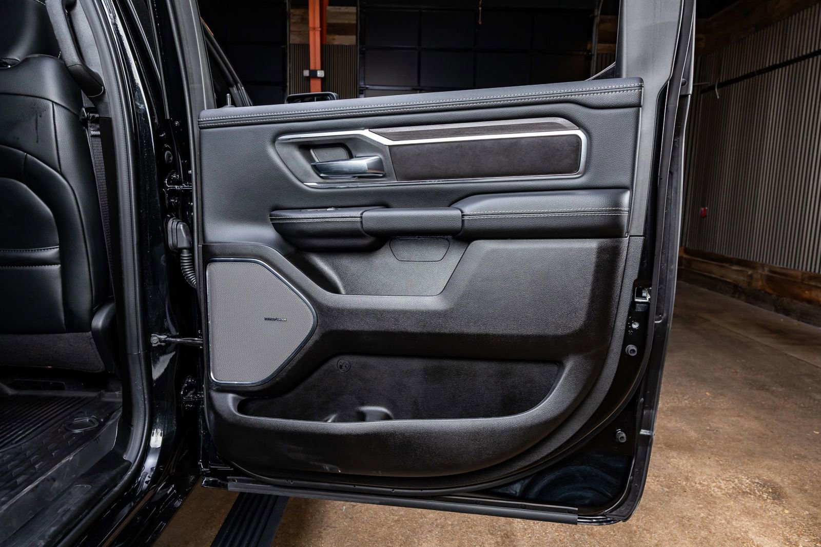 Used 2026 RAM 1500 Laramie image 40