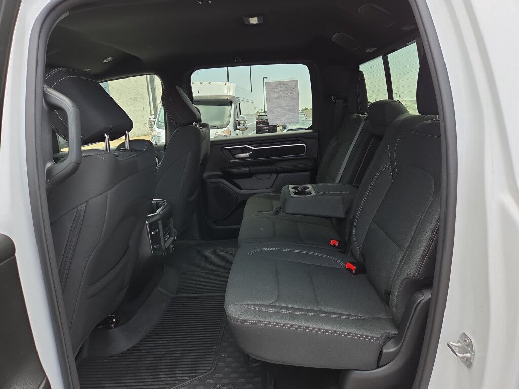 Used 2025 RAM 1500 Big Horn AWD/4WD image 11
