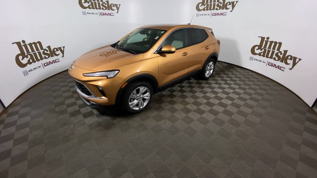 Certified 2024 Buick Encore GX Preferred w/ Comfort Package AWD/4WD image 4