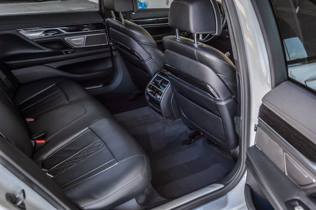 Used 2017 BMW 740i RWD image 43