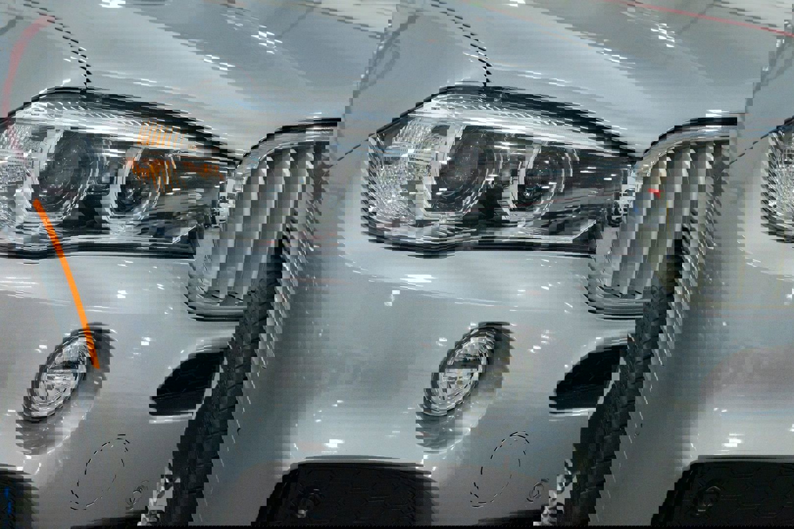 Used 2018 BMW X5 xDrive50i w/ M Sport Package image 12