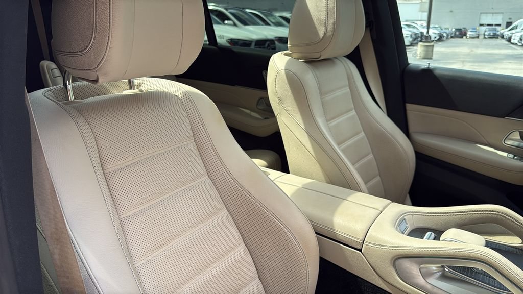 Certified 2023 Mercedes-Benz GLS 580 4MATIC image 11
