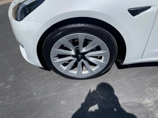 Used 2022 Tesla Model 3 Long Range AWD/4WD image 25