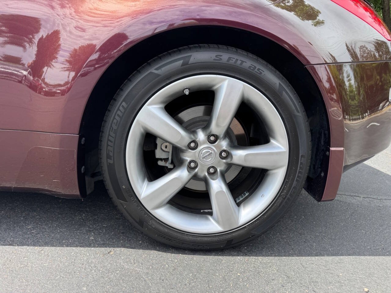 Used 2006 Nissan 350Z Touring RWD image 19