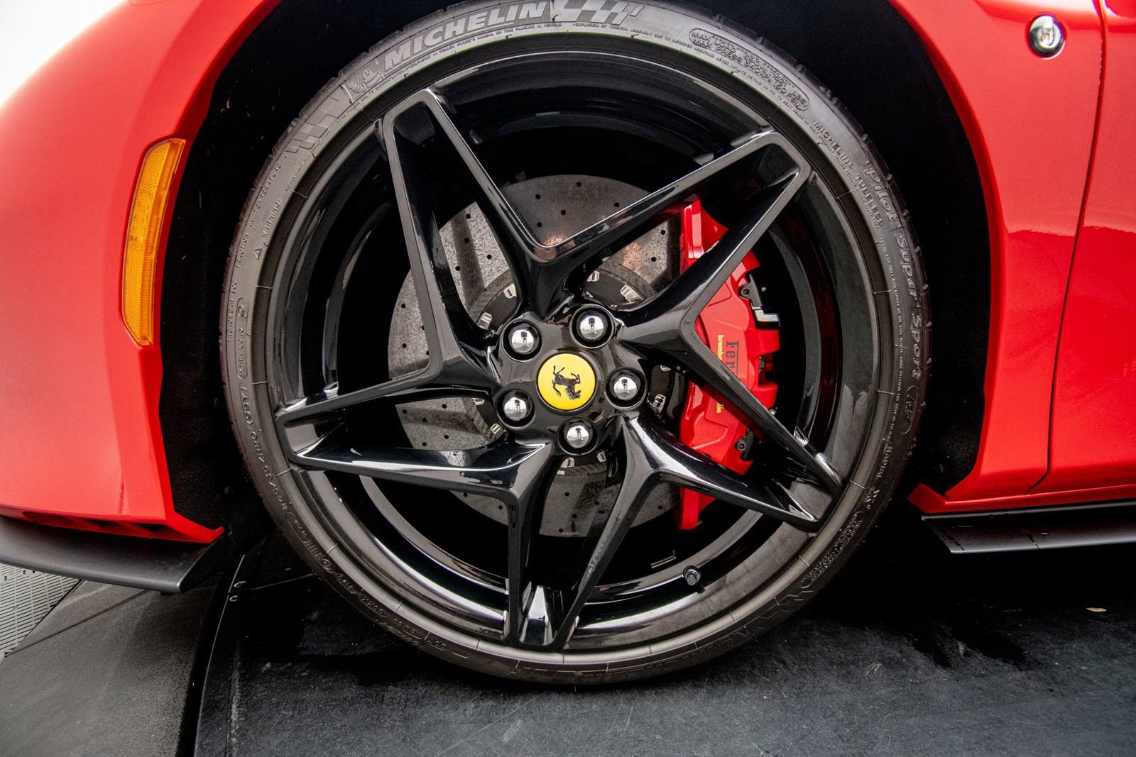 Used 2021 Ferrari F8 Tributo RWD image 51