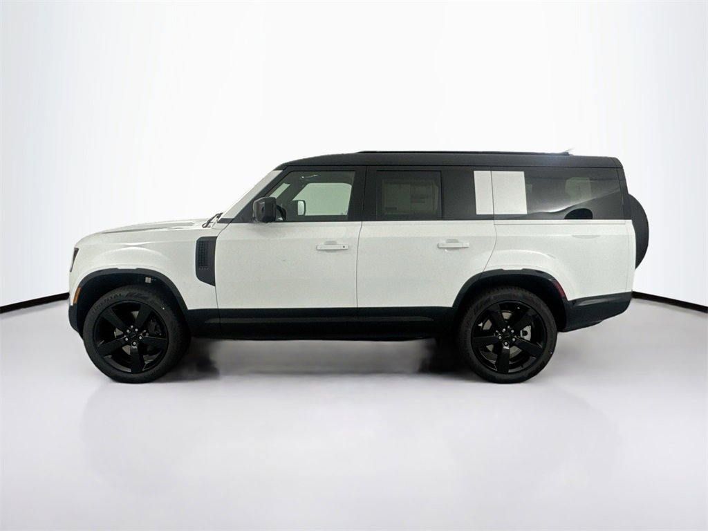 New 2026 Land Rover Defender 130 X-Dynamic SE image 8