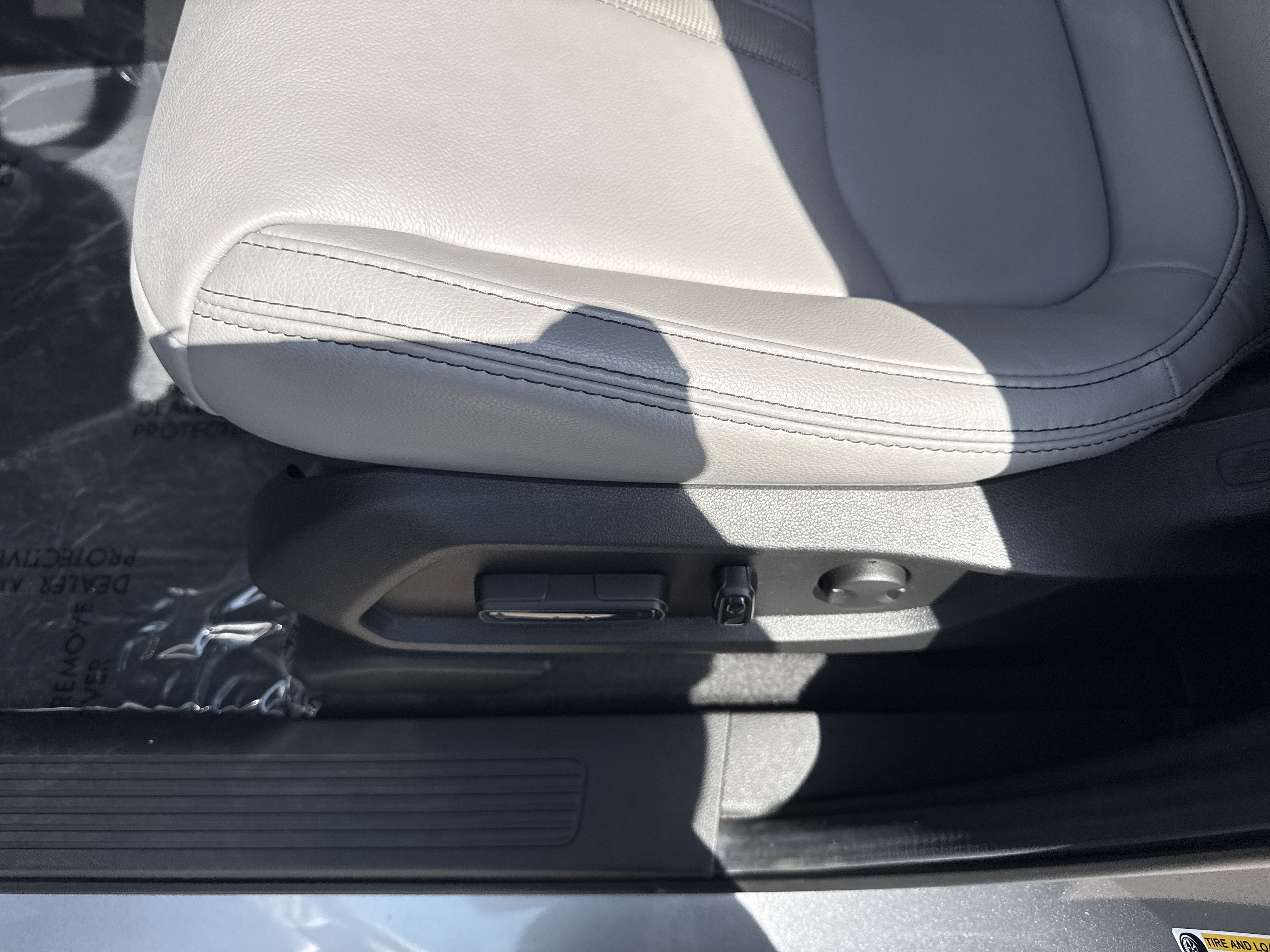 Certified 2025 Honda Pilot EX-L image 22