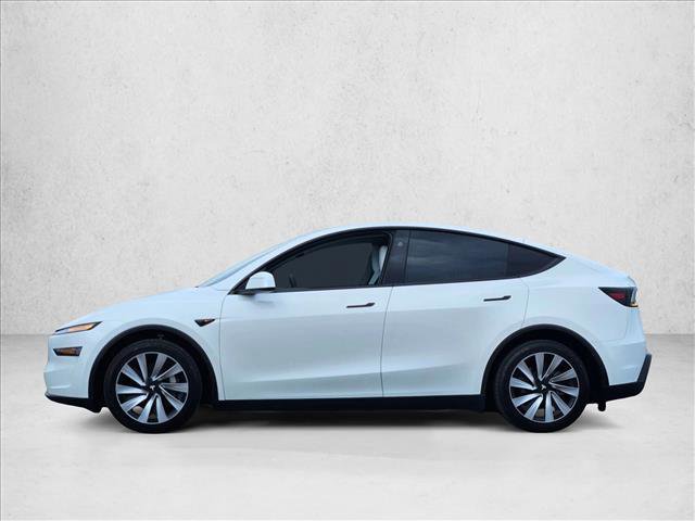 Used 2026 Tesla Model Y AWD image 10