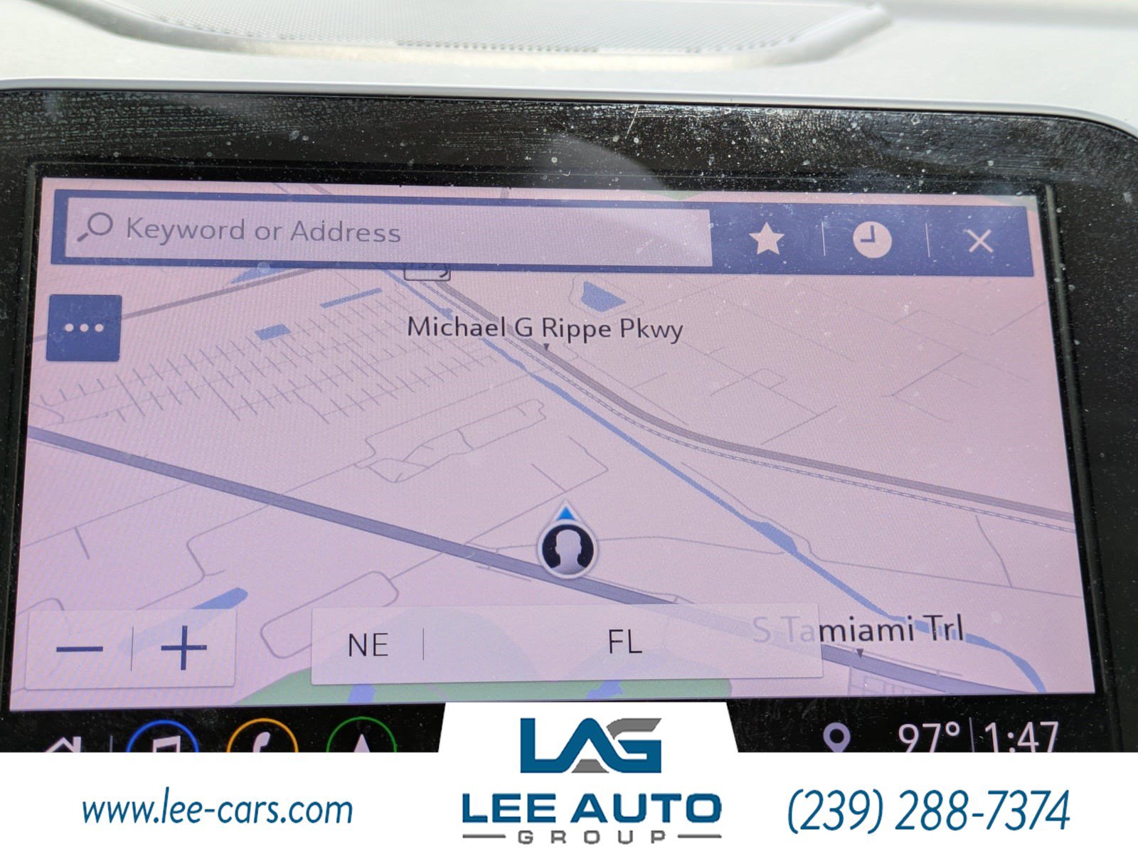 Used 2019 Chevrolet Equinox Premier FWD image 27