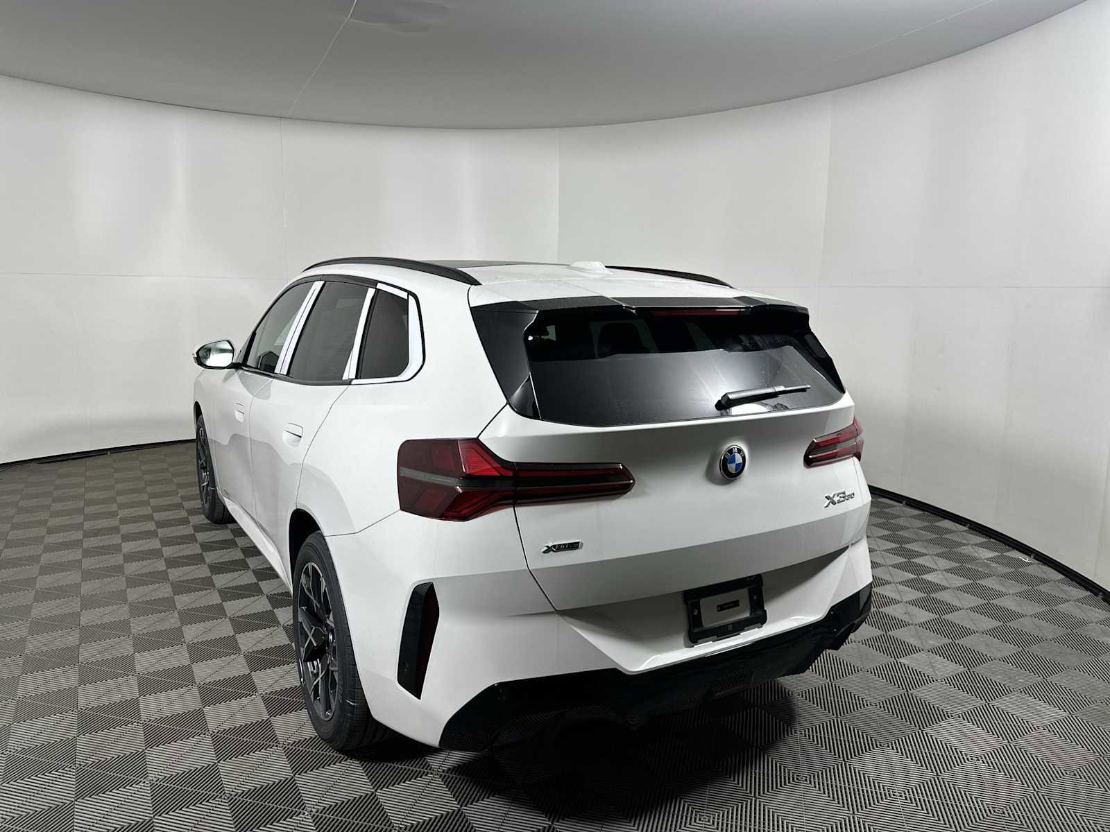 New 2026 BMW X3 xDrive30 image 3