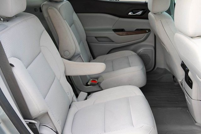 Used 2023 GMC Acadia SLE w/ Driver Convenience Package image 20