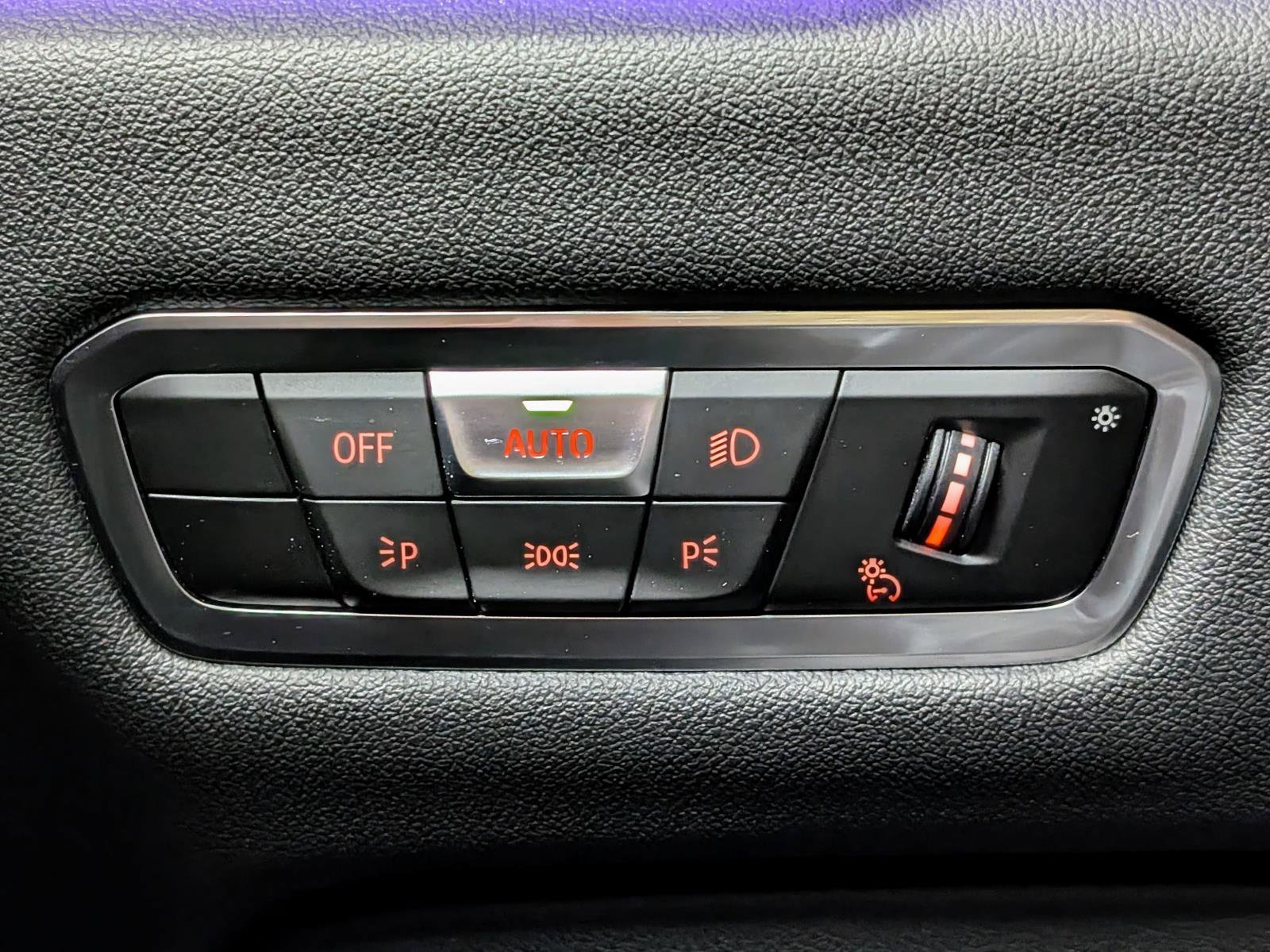 Used 2023 BMW X5 xDrive40i image 32