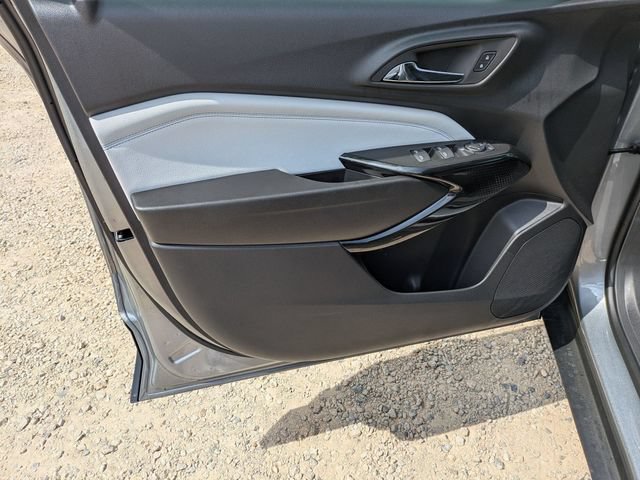New 2026 Chevrolet Trax LT w/ Driver Confidence Package FWD image 8
