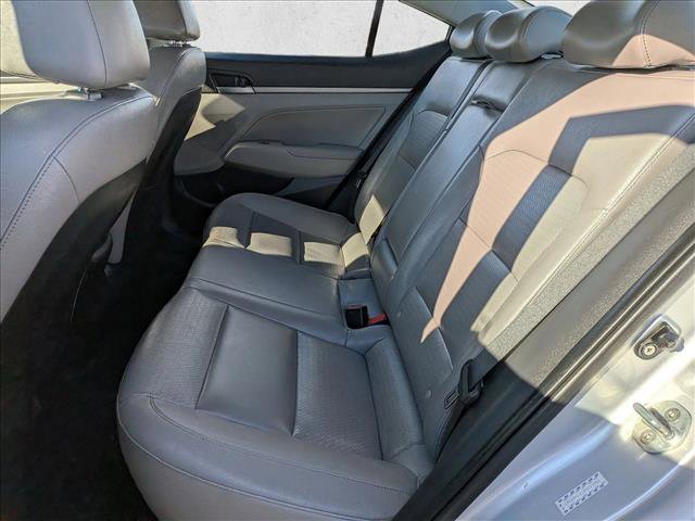 Used 2017 Hyundai Elantra Limited image 22