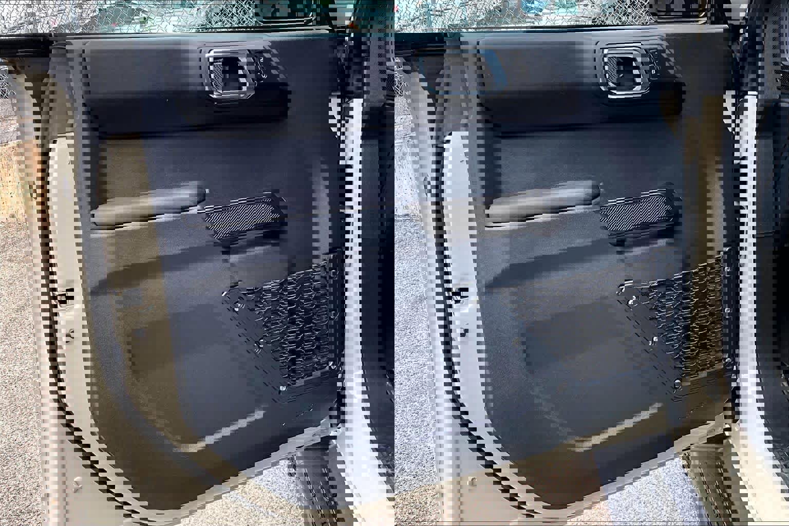 Used 2025 Ford Bronco Outer Banks image 21