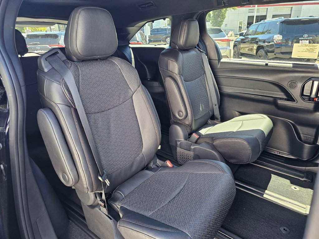 New 2026 Toyota Sienna Limited AWD/4WD image 12