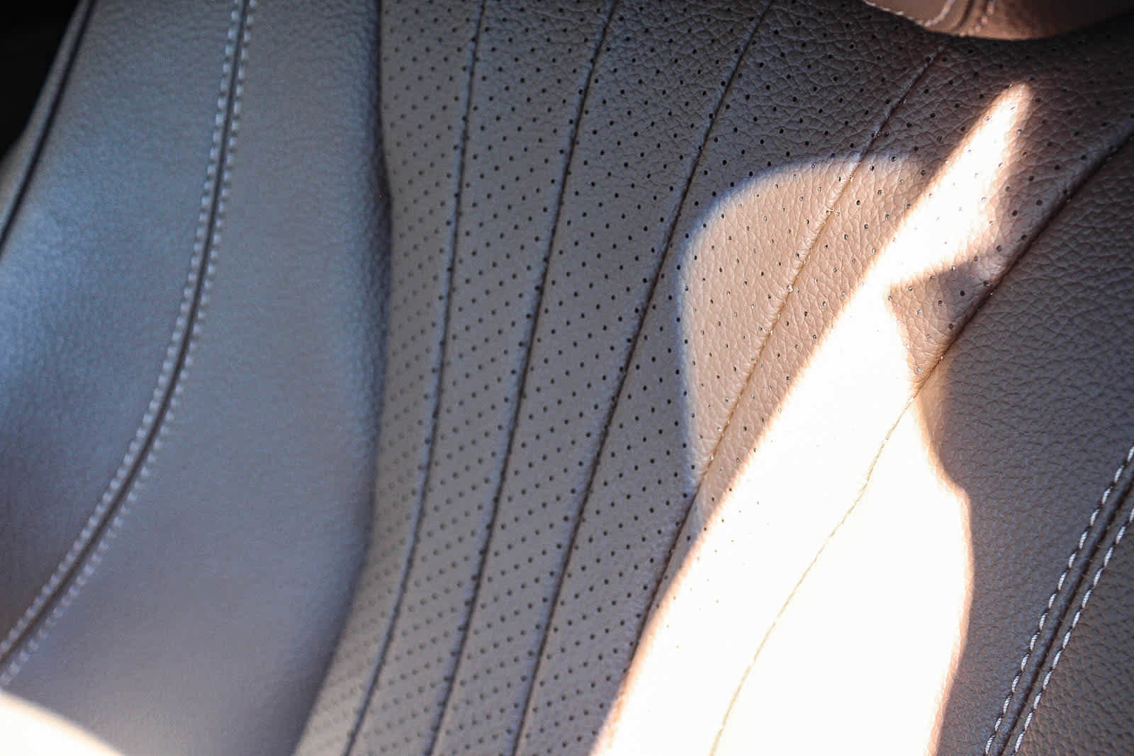 Used 2023 Mercedes-Benz E 450 4MATIC All-Terrain Wagon image 24