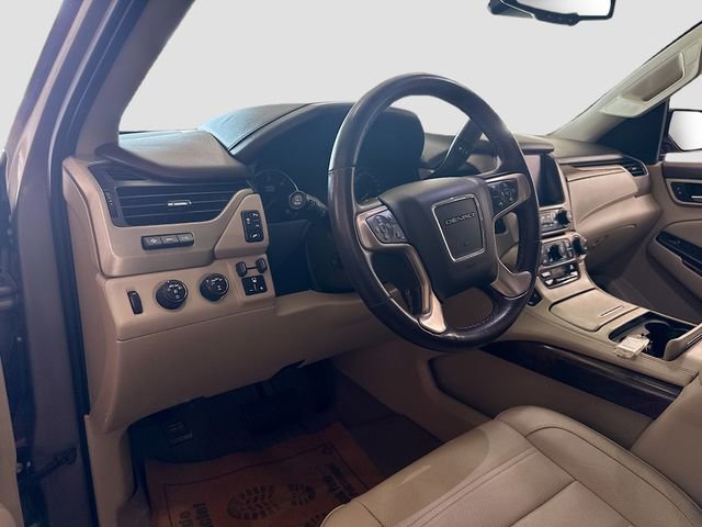 Used 2019 GMC Yukon XL Denali AWD/4WD image 10