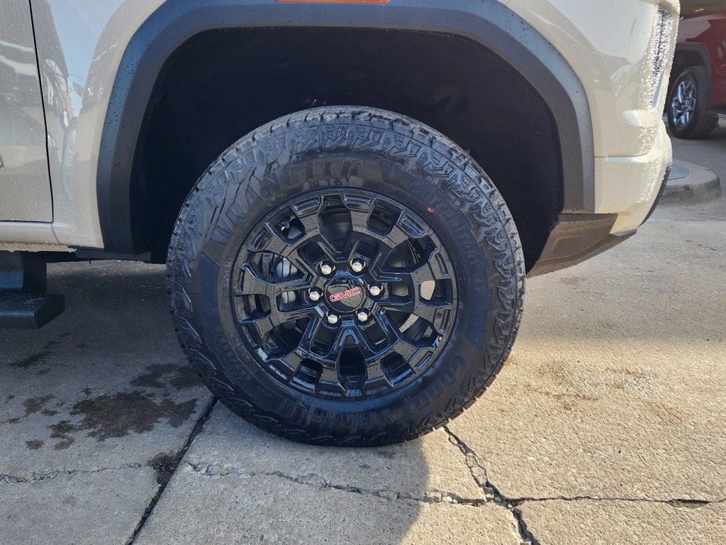 New 2026 GMC Canyon Elevation w/ Convenience Package image 49