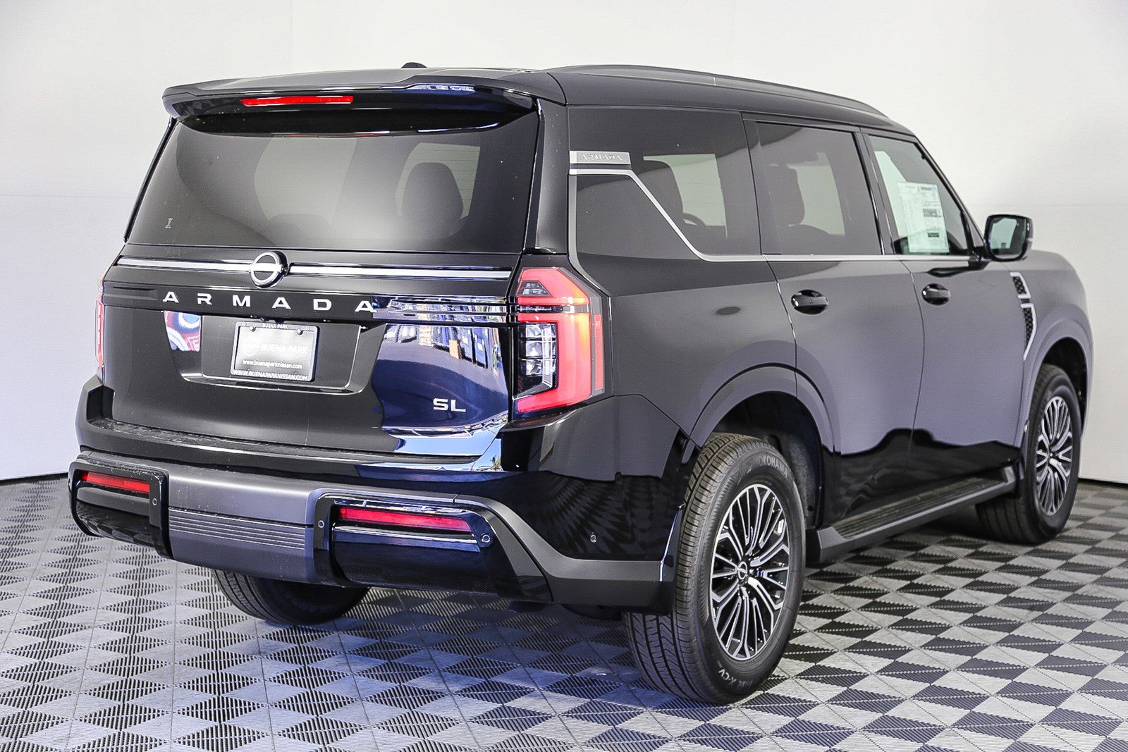 New 2025 Nissan Armada SL w/ Captain's Chari Seat Package image 13