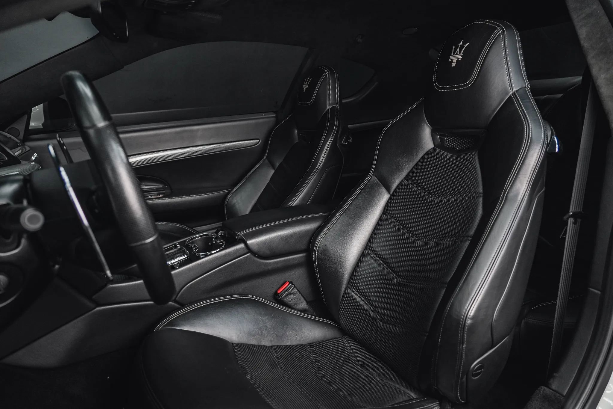 Used 2015 Maserati GranTurismo Sport image 41