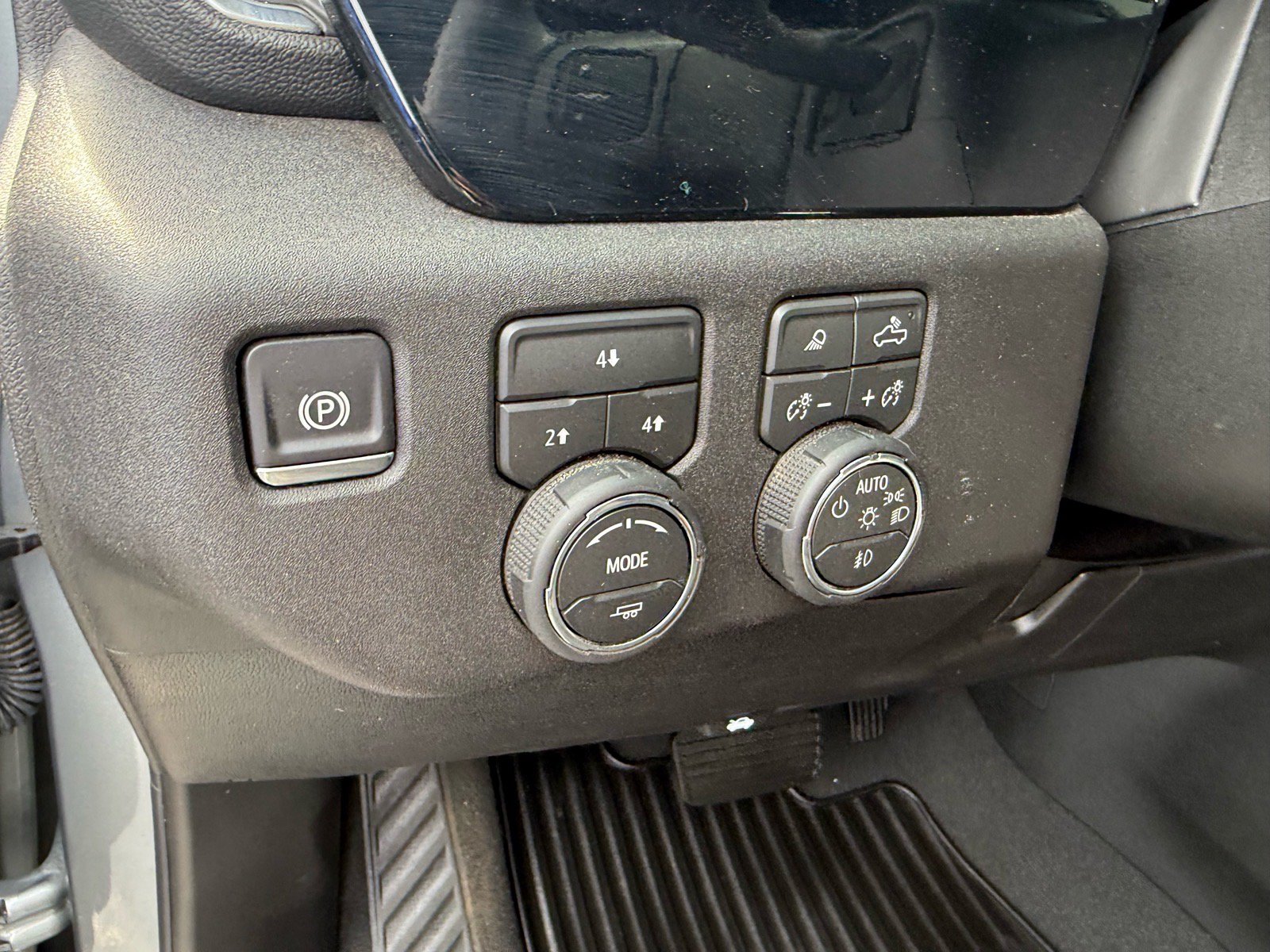 Used 2026 Chevrolet Silverado 2500 LT w/ Trail Boss Package AWD/4WD image 18
