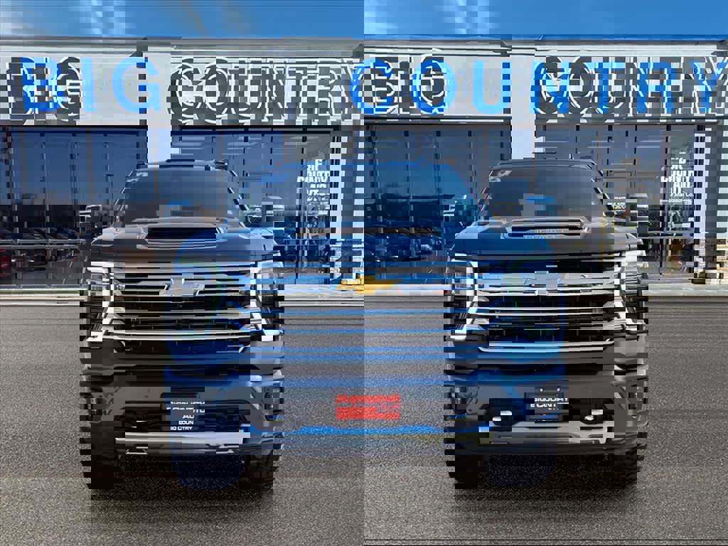 Used 2024 Chevrolet Silverado 2500 High Country w/ High Country Premium Package image 9