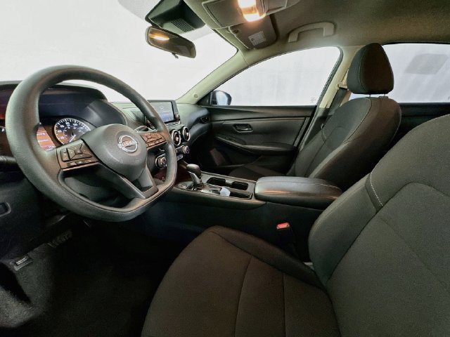 Used 2025 Nissan Sentra S FWD image 19