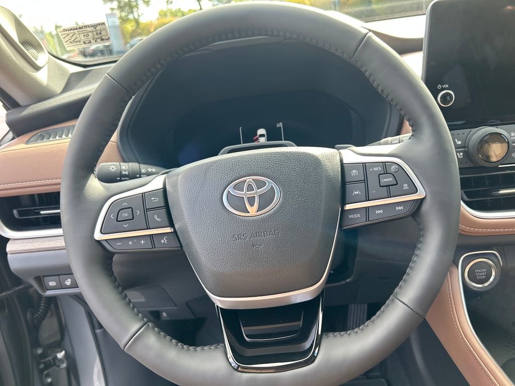 New 2026 Toyota Grand Highlander Platinum image 14