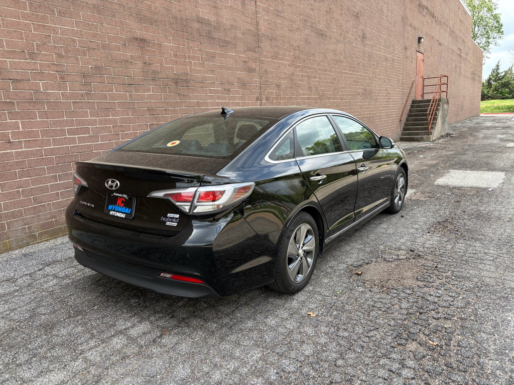 Used 2016 Hyundai Sonata Limited image 5