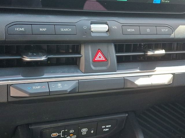 Certified 2025 Kia K4 EX image 16