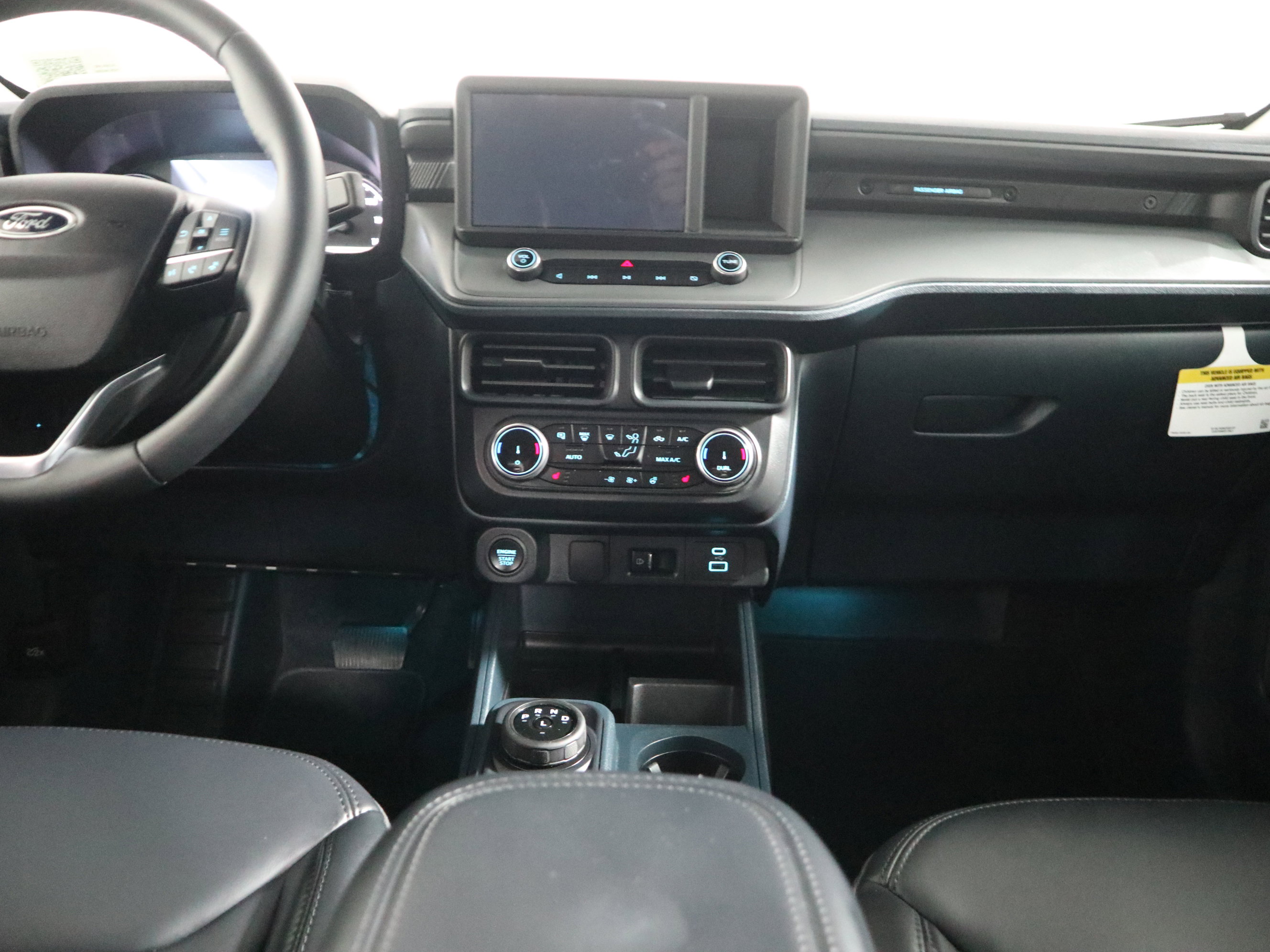 Used 2024 Ford Maverick Lariat w/ Black Appearance Package image 14