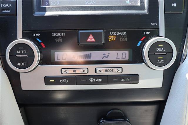 Used 2013 Toyota Camry XLE FWD image 19