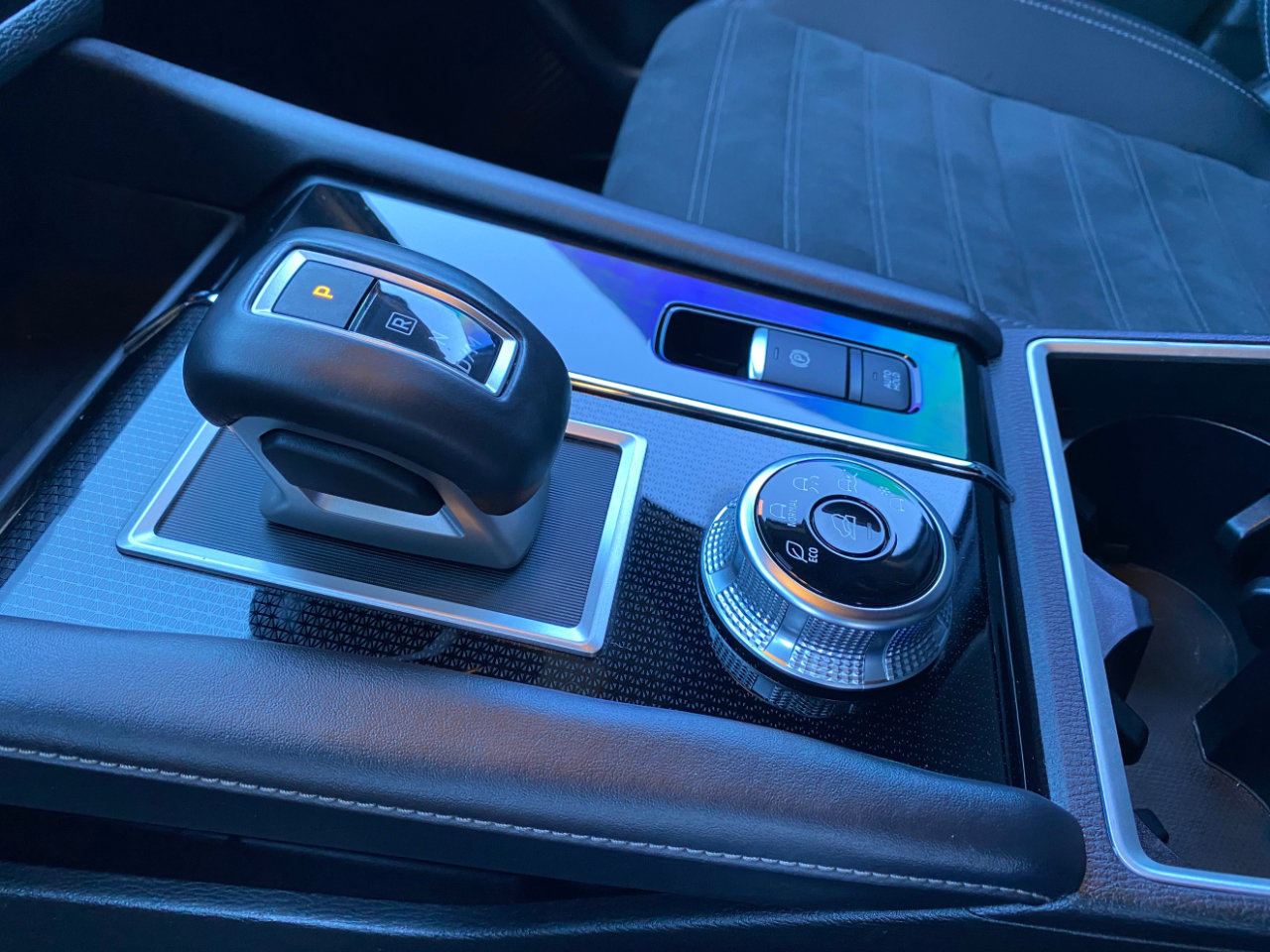 Used 2024 Mitsubishi Outlander SE Black Edition image 64