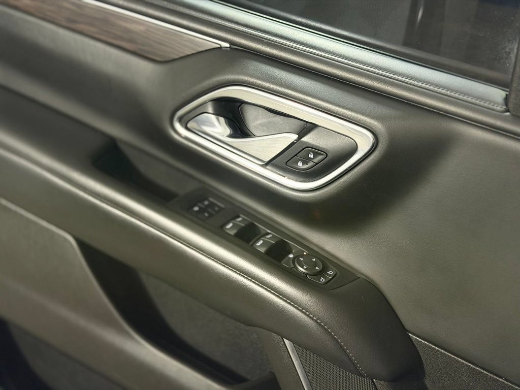 Used 2021 Chevrolet Tahoe LT AWD/4WD image 23