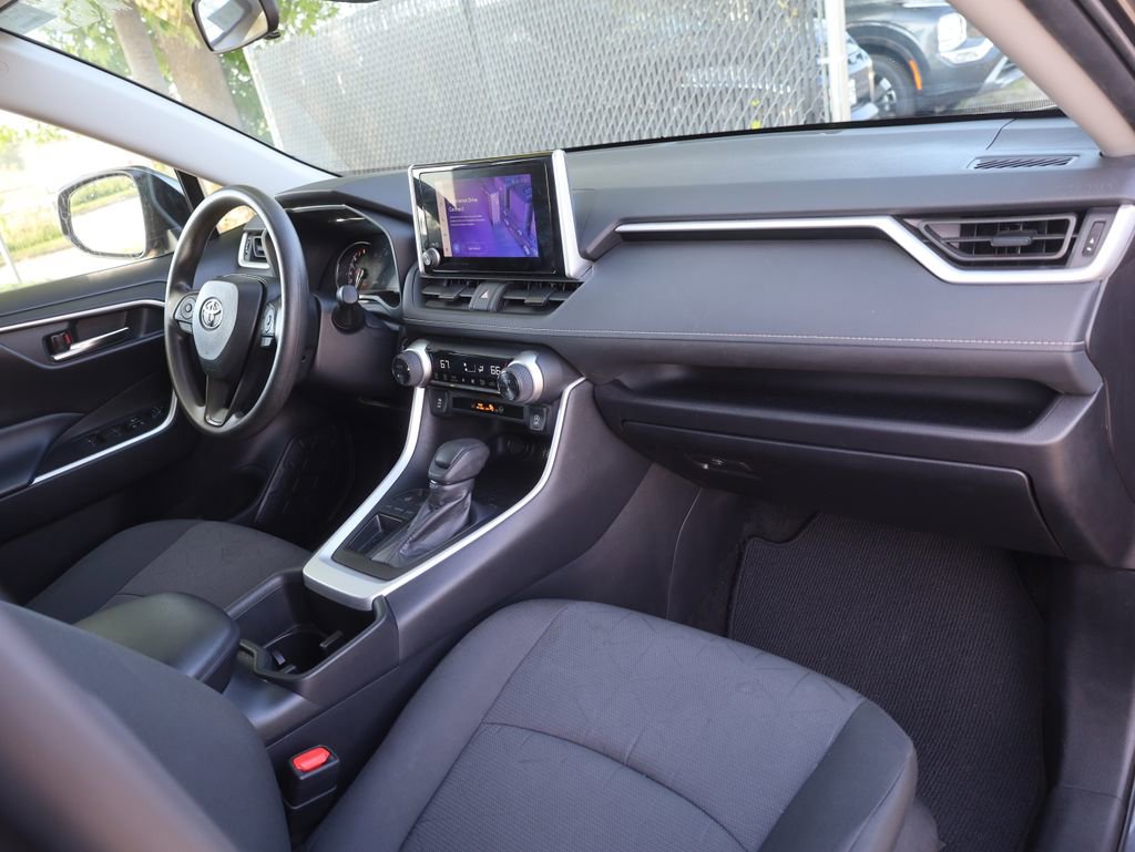 Used 2024 Toyota RAV4 XLE image 13