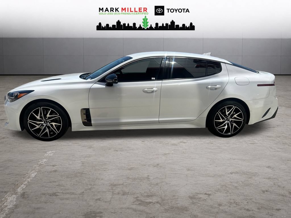 Used 2022 Kia Stinger GT-Line AWD/4WD image 2