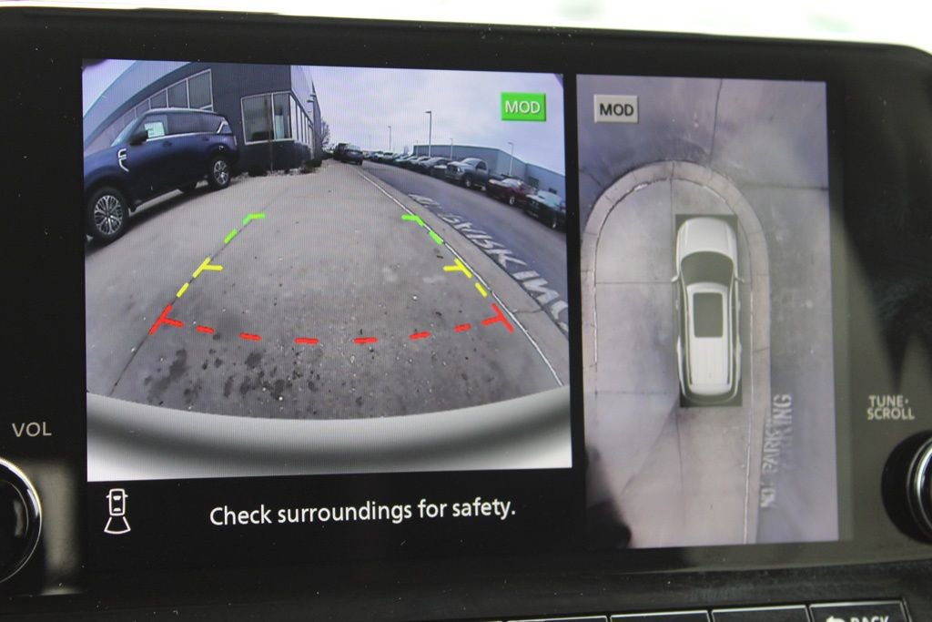 Certified 2023 Nissan Pathfinder SL image 39