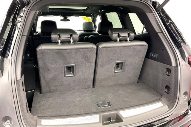Used 2025 Cadillac XT6 Premium Luxury image 27