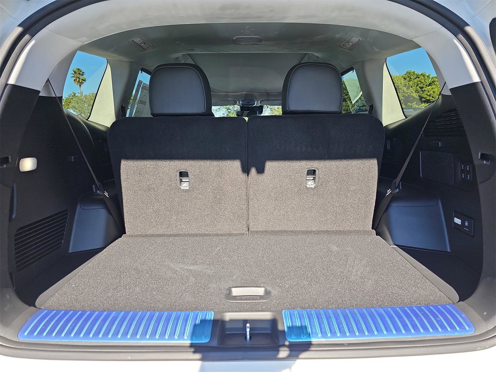 New 2026 Hyundai Ioniq 9 Calligraphy image 13